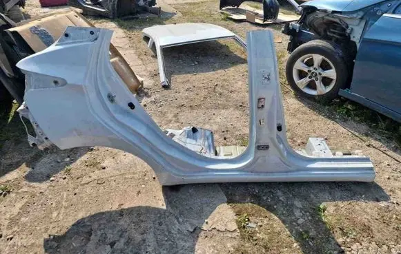 Rear quarter panel