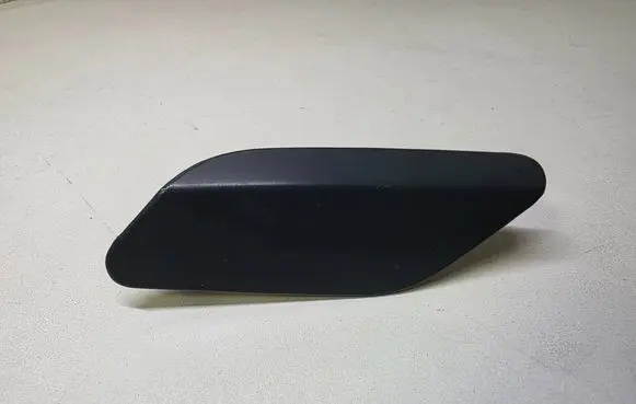Volkswagen Jetta VI Headlight washer spray nozzle cap/cover 5C6955109