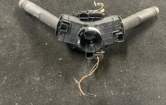 Chevrolet Camaro Indicator stalk 23159964 23465301