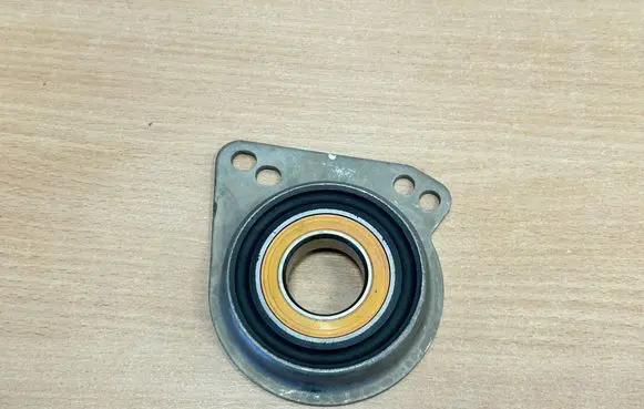 Volkswagen Transporter - Caravelle T4 Driveshaft support bearing 02G409885A 02G409356C 1094821