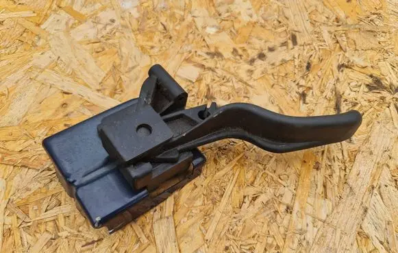 Opel Signum Engine bonnet (hood) release handle 9177195 0733