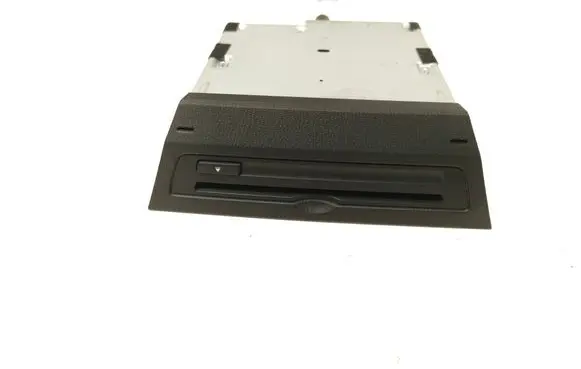 Mazda CX-3 Radio/CD/DVD/GPS head unit DB1L669G0D