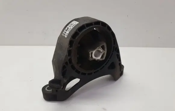 Opel Insignia A Engine mount bracket 13227769