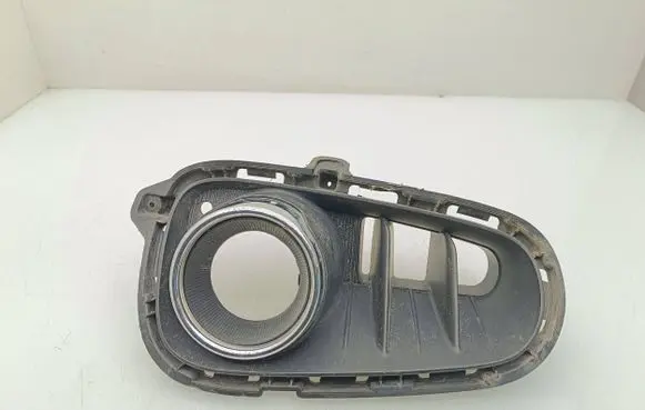 KIA Rio Front fog light trim/grill 86525H8020 YB5DR SS000019