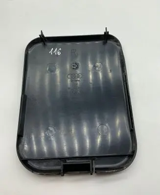 Audi 80 90 S2 B4 Rear light trim 8A5945286