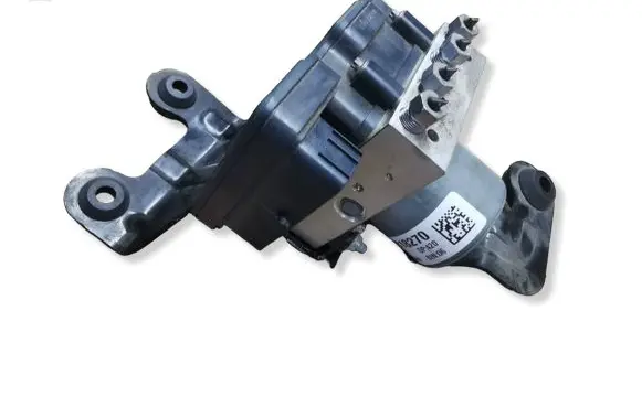 Chrysler Pacifica ABS Pump P68352226AA A357740652