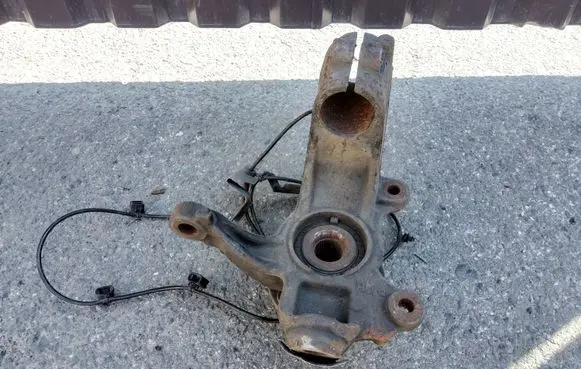 Ford S-MAX Front wheel hub