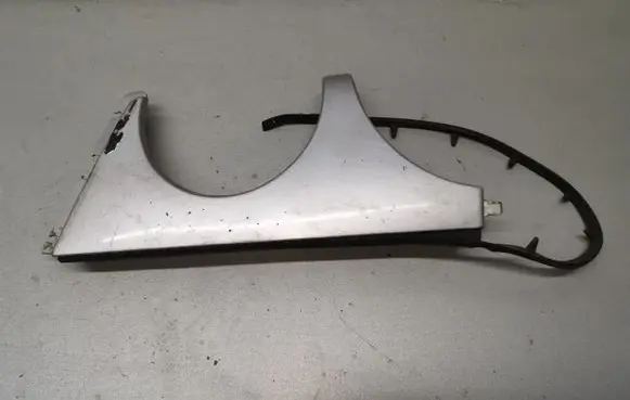 Mercedes-Benz E W210 Under headlight/headlamp trim 2108200112