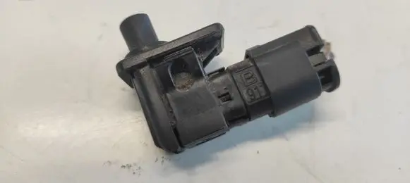 BMW 5 E60 E61 Bonnet alarm switch sensor 14520491A PBTGF10