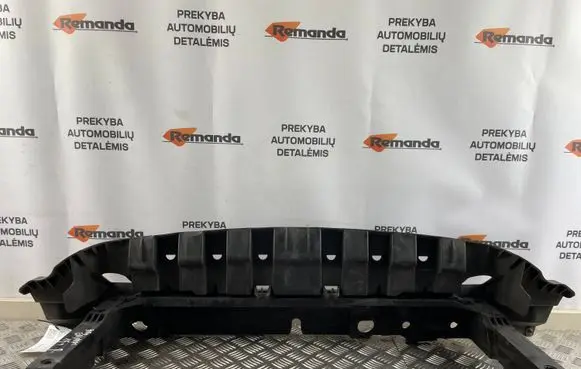 Front bumper skid plate/under tray