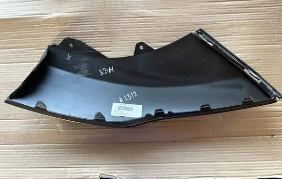 Audi Q3 F3 Front grill 83H807548A