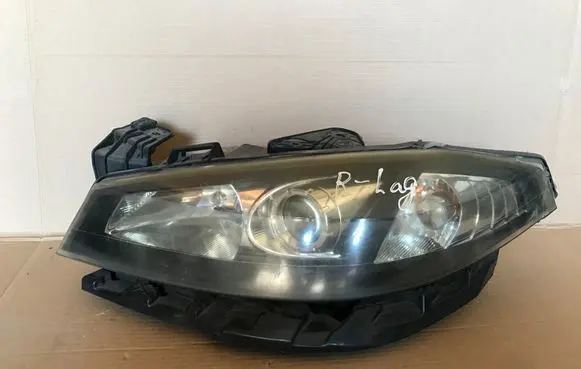 Renault Laguna II Headlight/headlamp 8200555907