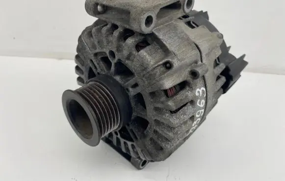 Mercedes-Benz ML W164 Generator/alternator A0141540402 2543467A 408032910