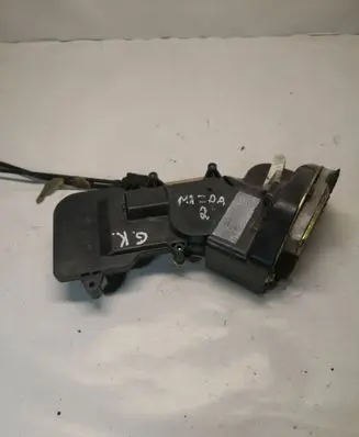 Mazda 2 Rear door lock A6795 P3M71A264A27DF