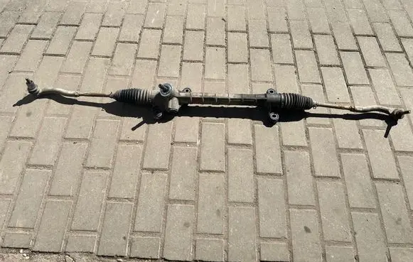 Toyota Prius (NHW20) Steering rack 76050040