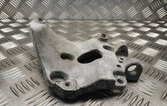 Volvo C30 A/C compressor mount bracket AV6Q10K360