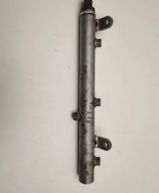 Mercedes-Benz E W212 Fuel main line pipe A6420703095