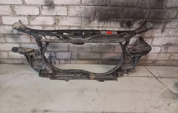 Audi A4 S4 B6 8E 8H Radiator support slam panel