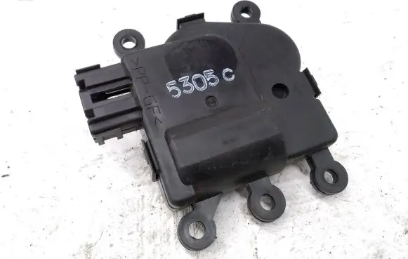 Mazda 3 III Air flap motor/actuator 5305C