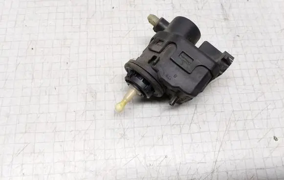 Renault Laguna I Headlight level adjustment motor 7700420736 00787840