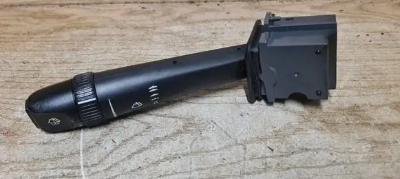 Volvo V70 Wiper control stalk 8691695