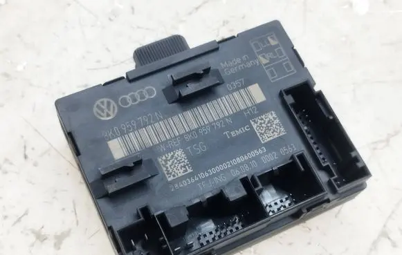 Audi Q5 SQ5 Door control unit/module 8K0959792N