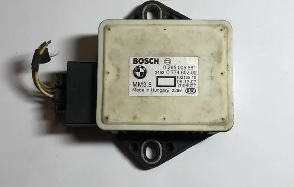 BMW 5 E60 E61 ESP acceleration yaw rate sensor 6774602 3452677460202