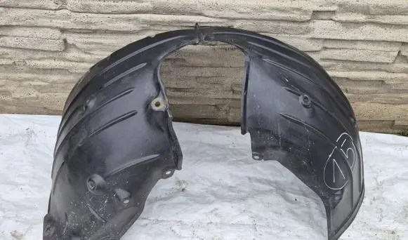 Mazda 3 Front arch BDMT BDEN