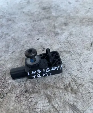 Opel Insignia A Airbag deployment crash/impact sensor 13502341