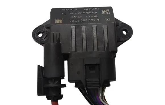 Mercedes-Benz ML W164 Glow plug pre-heat relay A6429002700