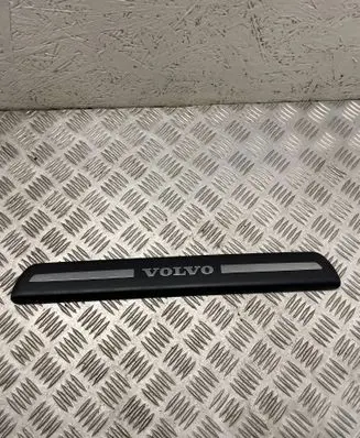 Volvo V50 Front sill trim cover 30744287