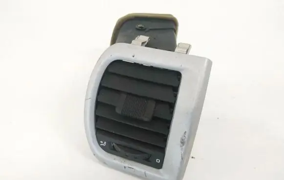 Skoda Roomster (5J) Dash center air vent grill 5j0819702