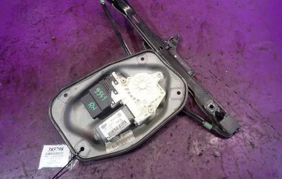 Volkswagen Golf IV Rear door window regulator with motor 1K0959704C