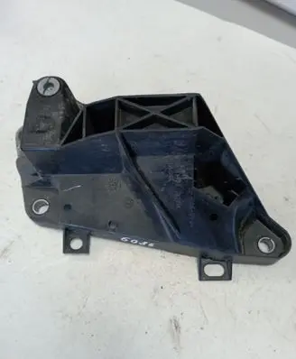 Chrysler Pacifica Radiator support slam panel bracket 68292236AA