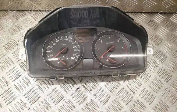 Volvo V50 Speedometer (instrument cluster) 31254776