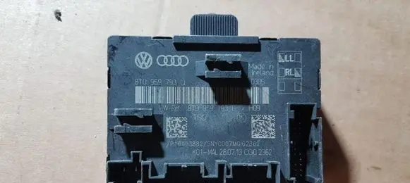 Audi A4 S4 B5 8D Door control unit/module 8T0959793Q