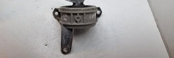 Opel Zafira B Engine mount bracket 13125627