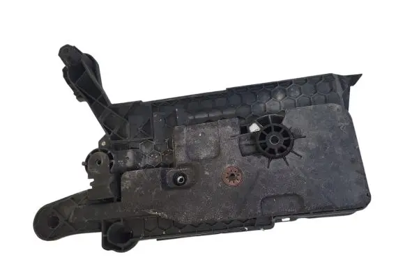 Battery tray