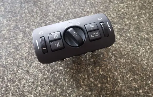 Volvo XC60 Light switch 30739415