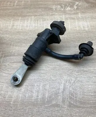 Skoda Superb B5 (3U) Clutch master cylinder 8E1721401AK