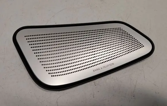 BMW 6 F12 F13 Rear door speaker cover trim 3002864800 51437284911