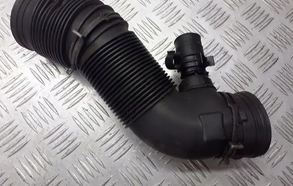 Audi A3 S3 8L Air intake hose/pipe