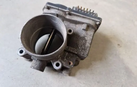 Mitsubishi L200 Throttle valve 1450A033