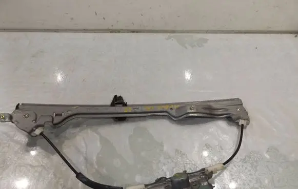 Renault Modus Rear door window regulator with motor