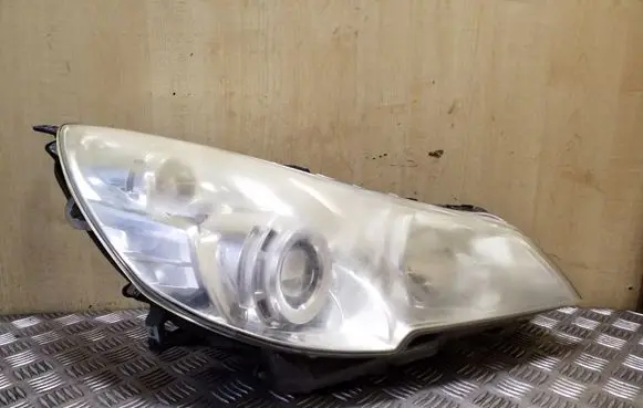 Subaru Outback Headlight/headlamp HCHR731