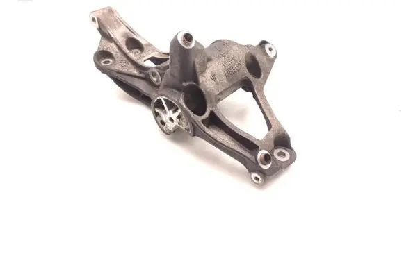 BMW 1 F20 F21 A/C compressor mount bracket 
