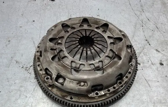 Volkswagen Golf Plus Clutch set kit 322039110