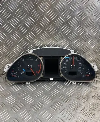 Audi Q7 4L Speedometer (instrument cluster) 4L0920985N