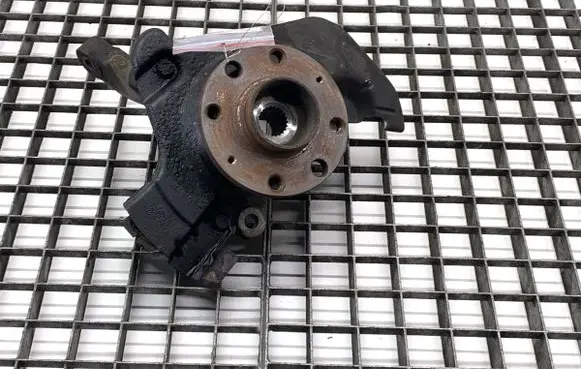 Opel Corsa E Front wheel hub spindle knuckle 