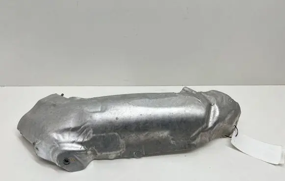 BMW 8 G15 Heat shield in engine bay 8652466
